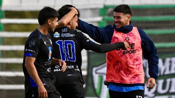 Deportivo Rincón gana en Rawson con un golazo de mitad de cancha