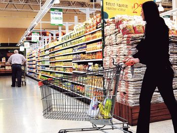 consumo neuquino: en los supermercados se ven senales de reactivacion