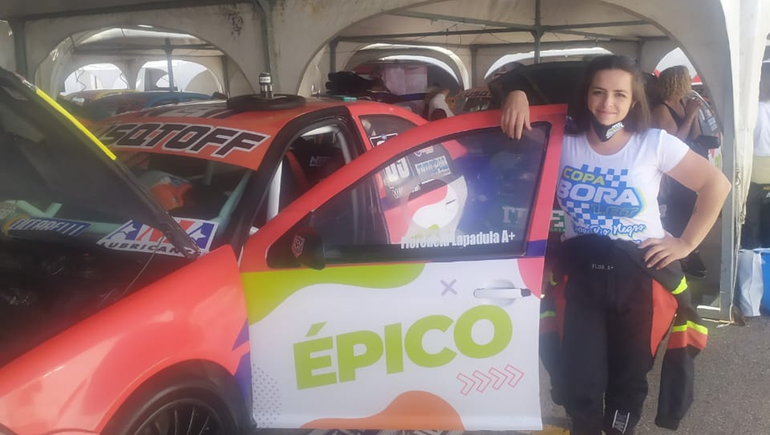 Flor Lapadula, la apasionada pastelera que acelera a fondo