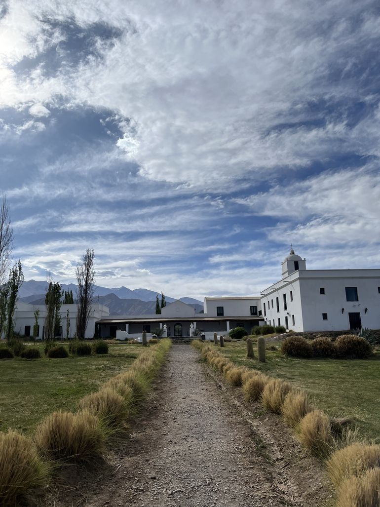 Hotel La Merced en Cachi, en un entorno fabuloso. Hotel La Merced en Cachi, en un entorno fabuloso.