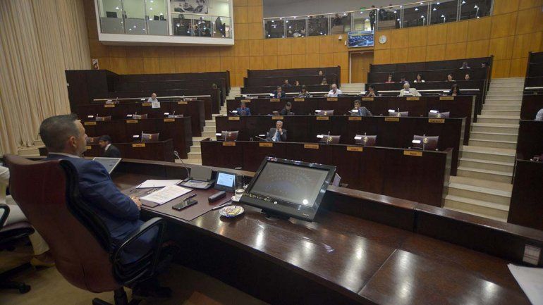 Con faltazo k, la Legislatura sesionó por primera vez en el año