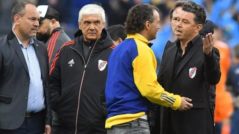 El polémico gesto de Gallardo que no se vio y enfurece a Boca