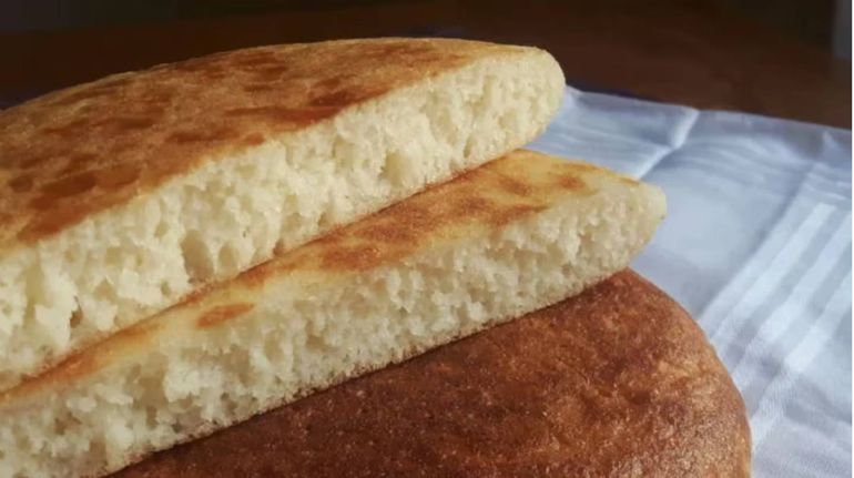 Esta receta emplea leche en polvo, lo que le da una textura suave y ligera. Esta receta emplea leche en polvo, lo que le da una textura suave y ligera.