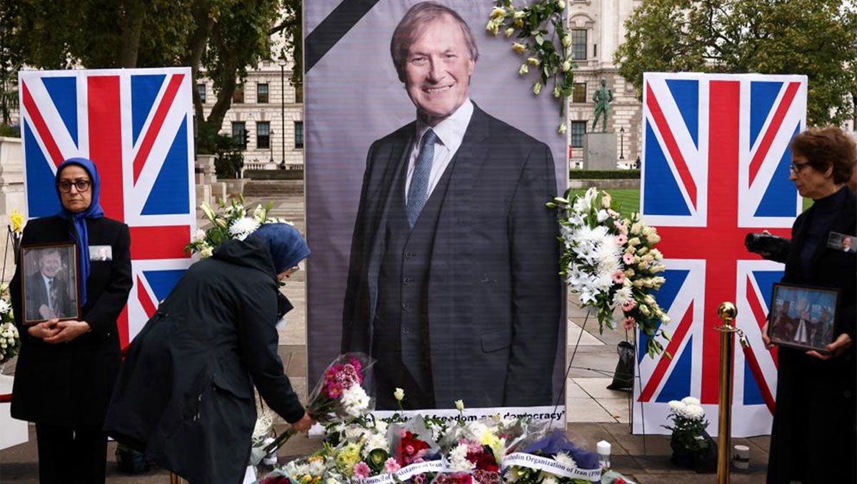 Un británico de 25 años
