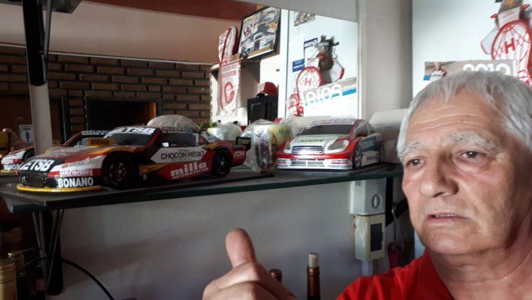 Caito, el fan número 1 de Manu que lo espera con una milanga