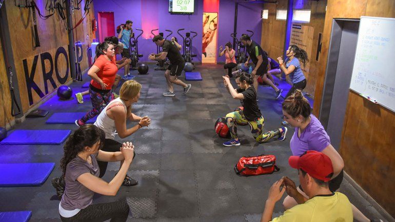 Con promos, los gimnasios le hacen frente a la crisis