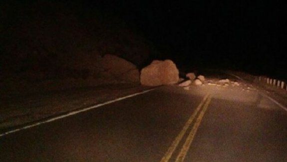 Distribuidor de LMN se salvó de milagro de una caída de rocas