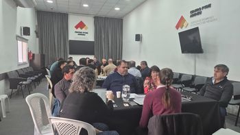 La jornada apuntó a generar contactos directos entre pymes neuquinas y grandes compañías del sector energético. | LM Neuquen La jornada apuntó a generar contactos directos entre pymes neuquinas y grandes compañías del sector energético.