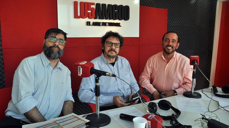 Pigna presentó a sus mujeres rebeldes  en la Feria del Libro