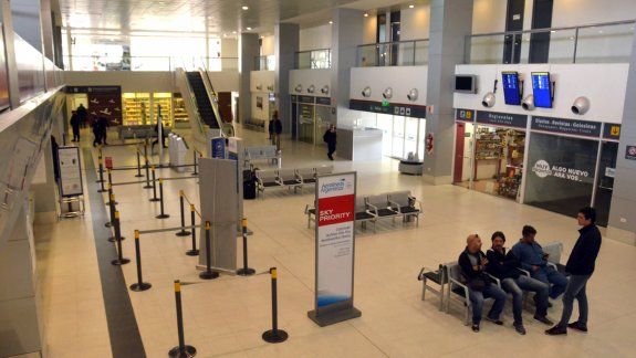 Hubo 15 vuelos afectados por el paro de Aerolíneas