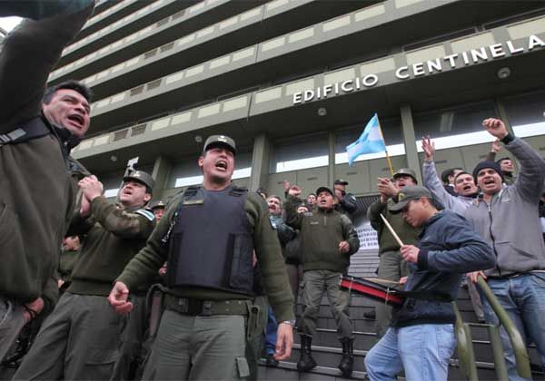 ¿Qué opina usted acerca de la protesta que está llevando adelante Gendarmería?
