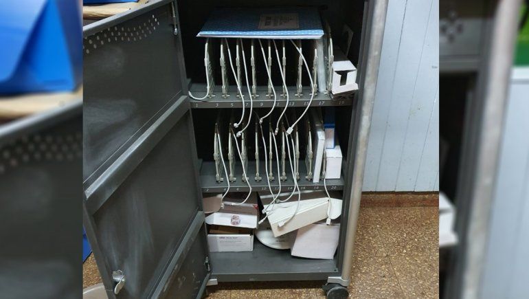 Robaron tablets de una escuela e investigan al personal de mantenimiento