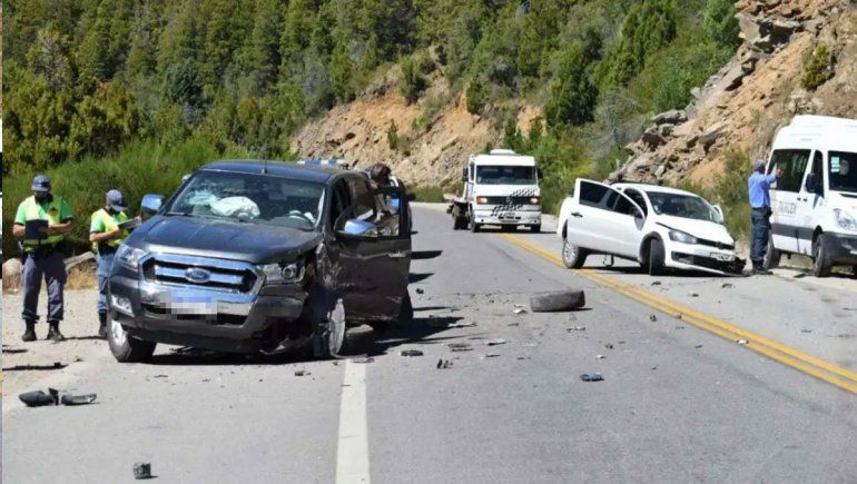 Turistas cipoleños protagonizaron un choque frontal en la ruta de Siete Lagos