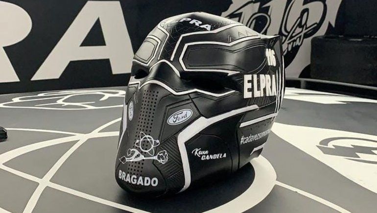 El llamativo casco que apareció en los boxes del TC en San Nicolás