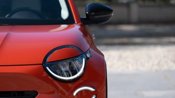 El nuevo Fiat 600, totalmente renovado: ahora tiene formato de SUV compacto y motorización híbrida. Foto: Stellantis El nuevo Fiat 600, totalmente renovado: ahora tiene formato de SUV compacto y motorización híbrida. Foto: Stellantis