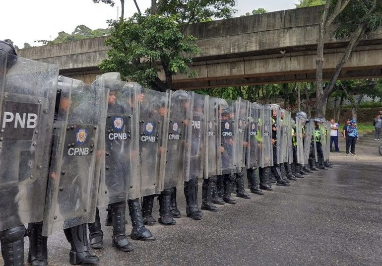 La Policía Nacional Bolivariana, principal fuerza represiva en Venezela. La Policía Nacional Bolivariana, principal fuerza represiva en Venezela.