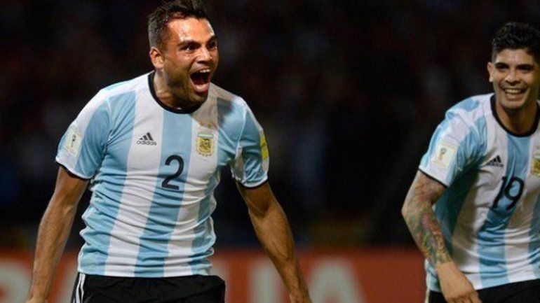 El Patón aún no repitió la defensa. Ya utilizó a Zabaleta