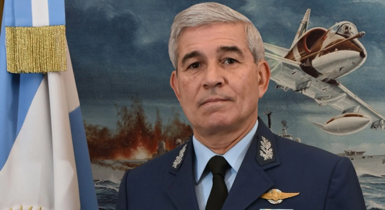 Isaac fue la designación más polémica dentro del Ejército: se lo considera "cercano" a Alberto Fernández. Isaac fue la designación más polémica dentro del Ejército: se lo considera "cercano" a Alberto Fernández.