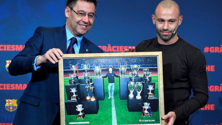 Mascherano se despidió del Barcelona en medio de un emotivo acto