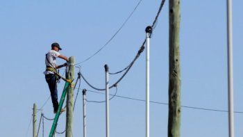 Por un hecho de vandalismo, están sin luz hace 30 días en Parque Industrial. 