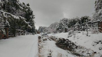 NIEVE EN VILLA PEHUENIA (15).jpg