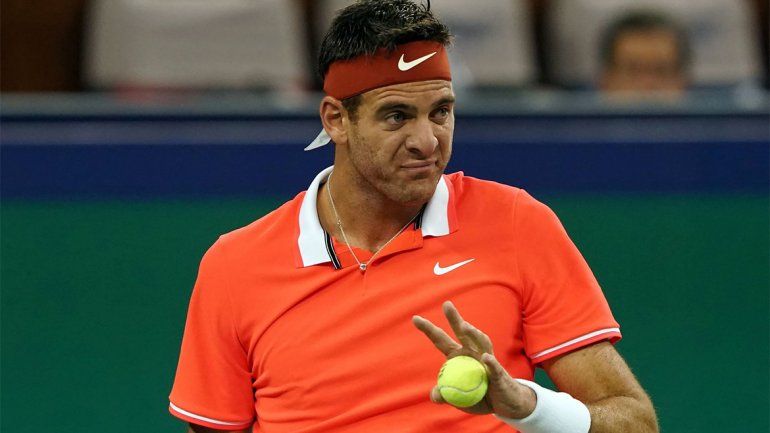 Delpo se retiró de Shanghai por un golpe en la rodilla