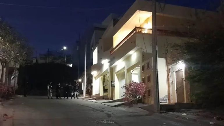 Clínica de rehabilitación para adictos a las drogas atacada por grupos narcos mexicanos. Clínica de rehabilitación para adictos a las drogas atacada por grupos narcos mexicanos.