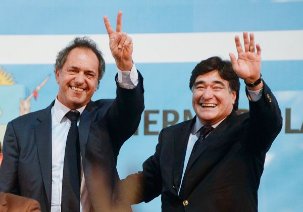 Scioli y Zannini se mostraron unidos en un acto de Cristina