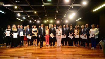 como fue la jura del gabinete de rolando figueroa como fue la jura del gabinete de rolando figueroa