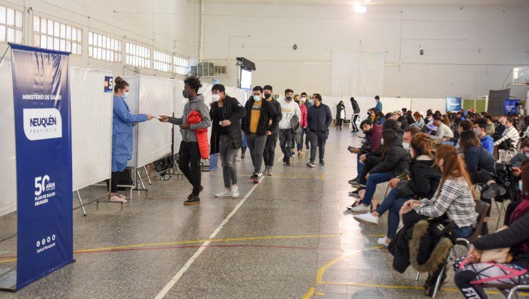 Neuquén colocó más del 97% de las dosis anti-COVID recibidas