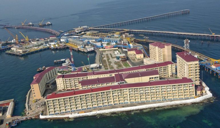 Durante el invierno hacía 20 grados bajo cero, y en verano 40 grados. Durante el invierno hacía 20 grados bajo cero, y en verano 40 grados.