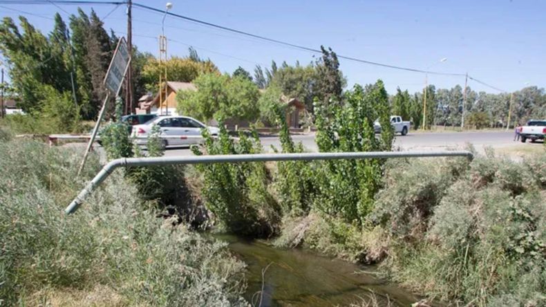 La mujer fue sorprendida por un sujeto desnudo a plena luz del día. | LM Neuquen La mujer fue sorprendida por un sujeto desnudo a plena luz del día.