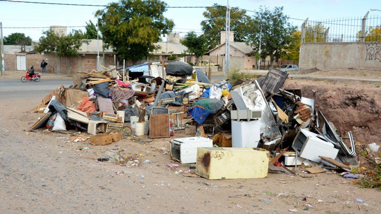 La limpieza de un basural de Gregorio Álvarez duró tres días