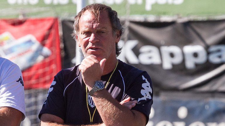 Henry Homann. Entrenador de Cipolletti