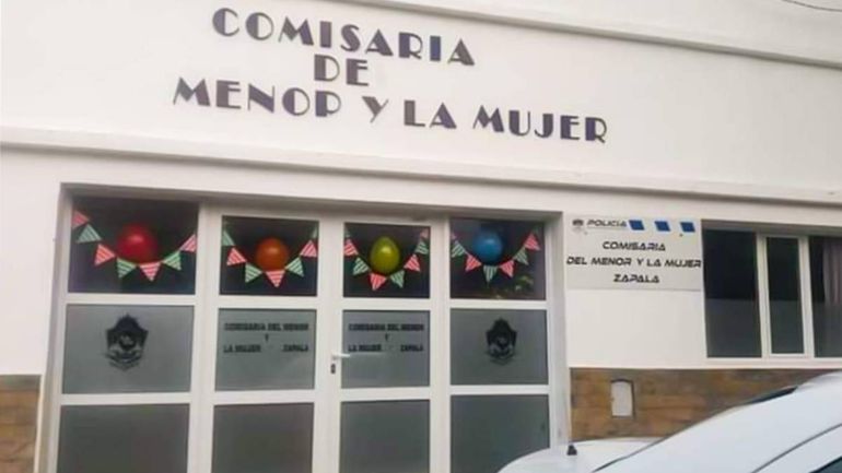 La comisaría del menor y la mujer de Zapala.