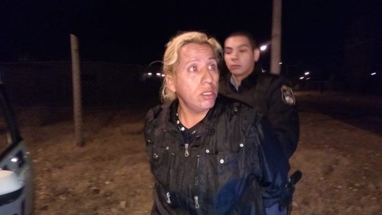 Roberto Socotroco González al momento de ser detenido en Plottier.