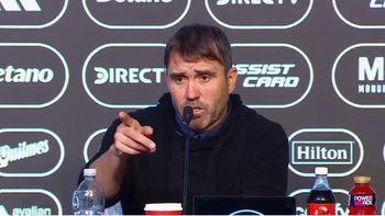 el chacho coudet cruzo a un periodista partidario: soy respetuoso, pero no boludo el chacho coudet cruzo a un periodista partidario: soy respetuoso, pero no boludo