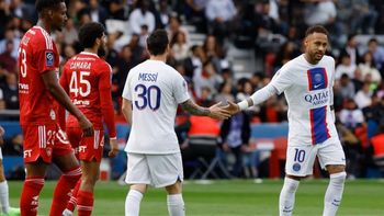 mira la genial asistencia de messi y el gol de neymar en el triunfo del psg mira la genial asistencia de messi y el gol de neymar en el triunfo del psg