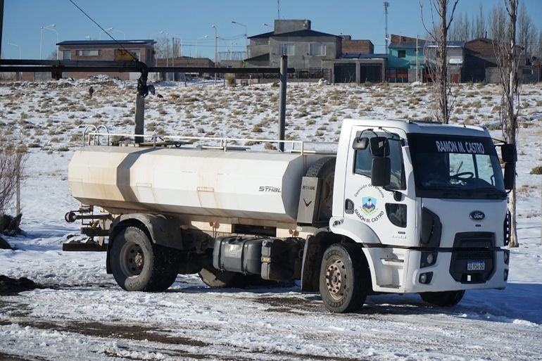 Zapala provee de agua potable a otros municipios.