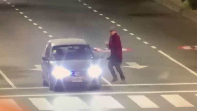 Policía baleó a un limpiavidrios en plena 9 de Julio