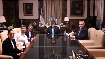 Javier Milei recibió a los hermanos Cunio en Casa Rosada. Javier Milei recibió a los hermanos Cunio en Casa Rosada.