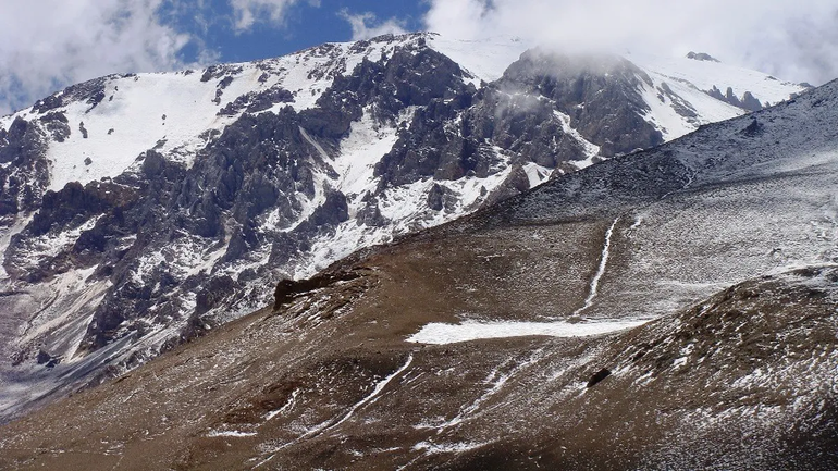 Volvió a temblar de forma leve cerca del volcán Domuyo