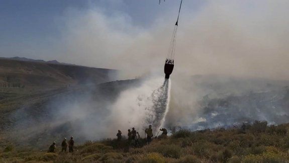 Brigadistas tienen controlado el incendio cerca del Vía Christi