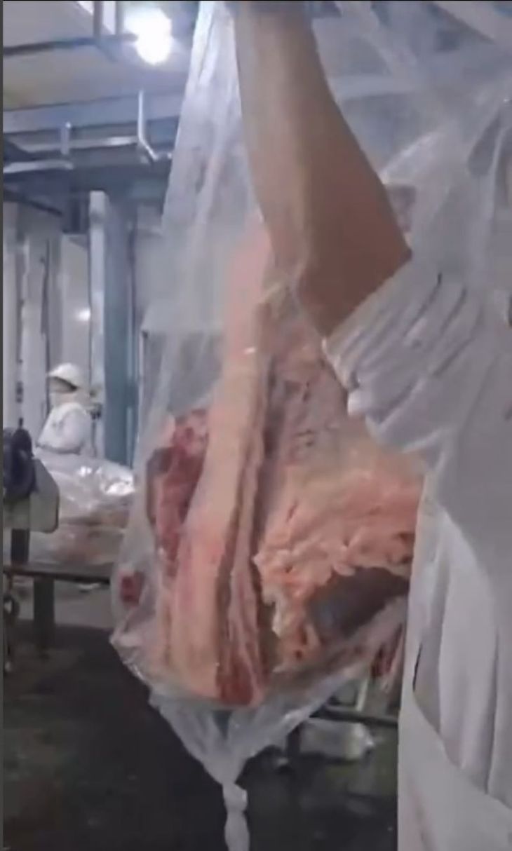 Según detallan los compradores locales los pedidos llegan envueltos en un nylon. Según detallan los compradores locales los pedidos llegan envueltos en un nylon.