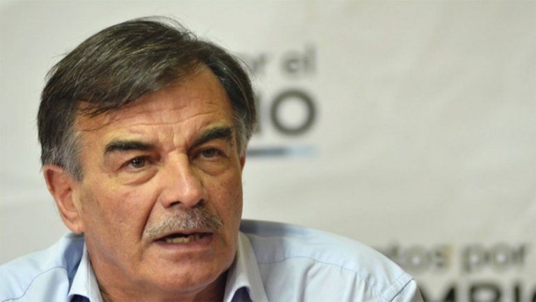 El radical Miguel Bazze, cuarto contagiado en el Congreso