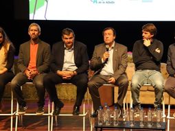 Weretilneck inauguró el evento diciendo “defendemos la barrera y el estatus sanitario”. Foto: prensa Río Negro. Weretilneck inauguró el evento diciendo “defendemos la barrera y el estatus sanitario”. Foto: prensa Río Negro.