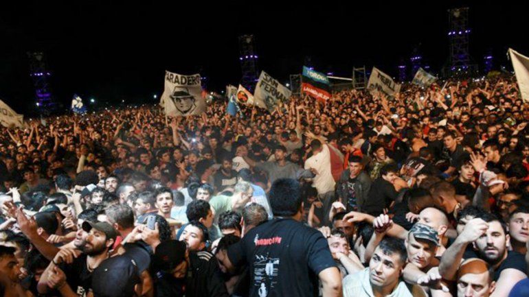 Las redes sociales se llenaron de mensajes buscando a sus familiares