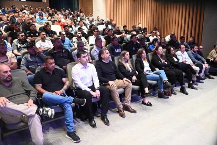 En una asamblea que colmó el auditorio de la entidad, se aprobó por unanimidad el balance 2024-2025 de MEOPP ART Mutual. En una asamblea que colmó el auditorio de la entidad, se aprobó por unanimidad el balance 2024-2025 de MEOPP ART Mutual.