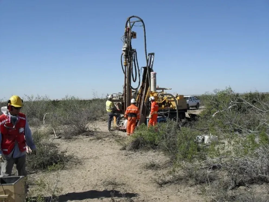 24 meses para Factibilidad: Ivana acelera rumbo a producción de uranio en Río Negro.