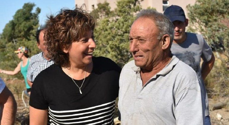 Con 70 años, volvió a ponerse el uniforme y salió a combatir el incendio en Las Grutas